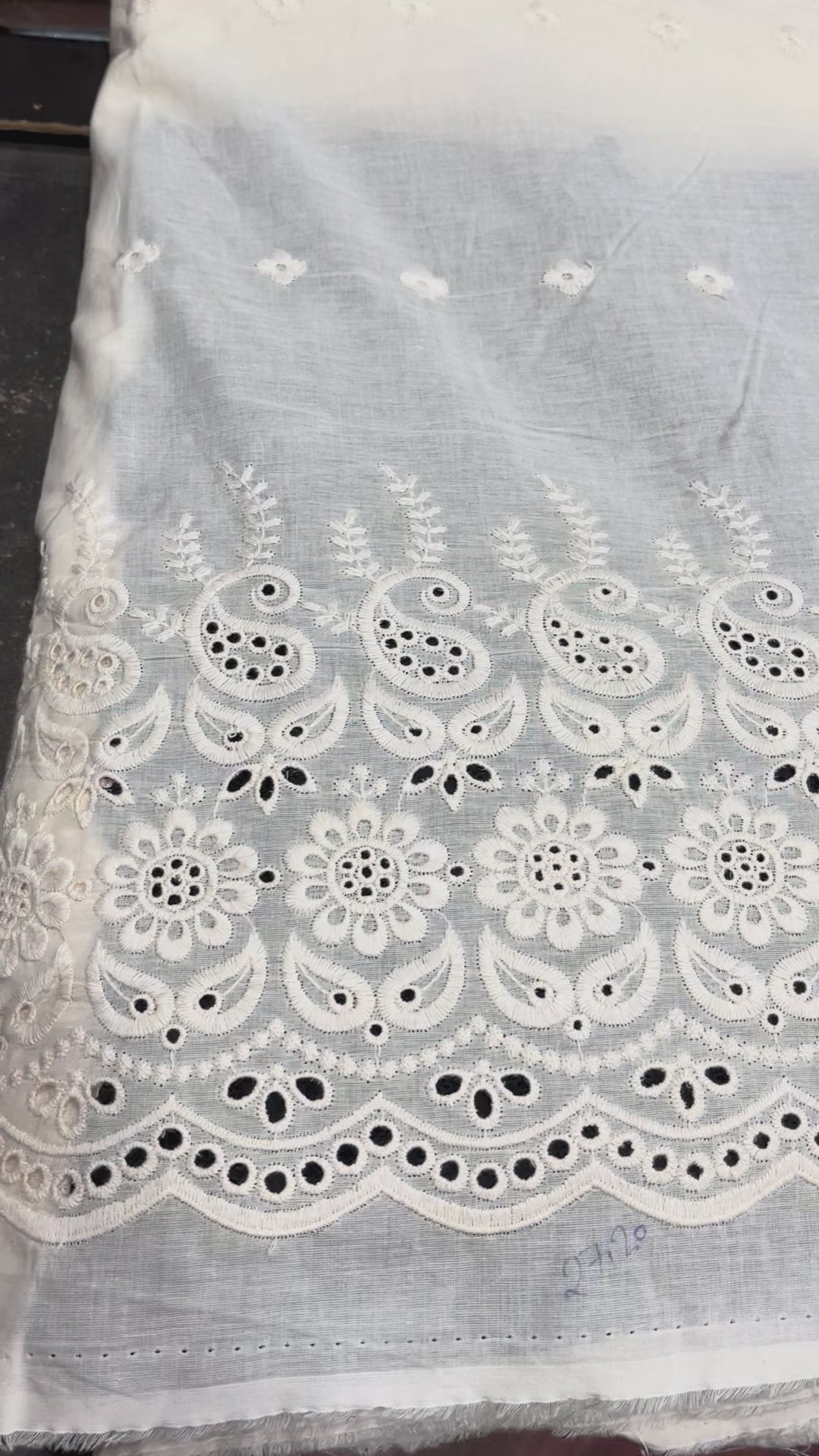 Kora Cotton Dyeable Border Pattern Chikankari Embroidered Fabric